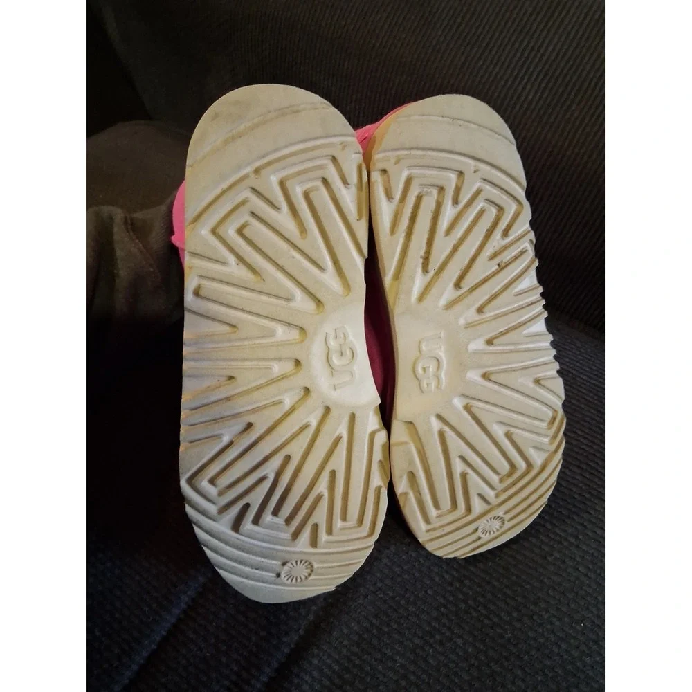 UGG bailey bow